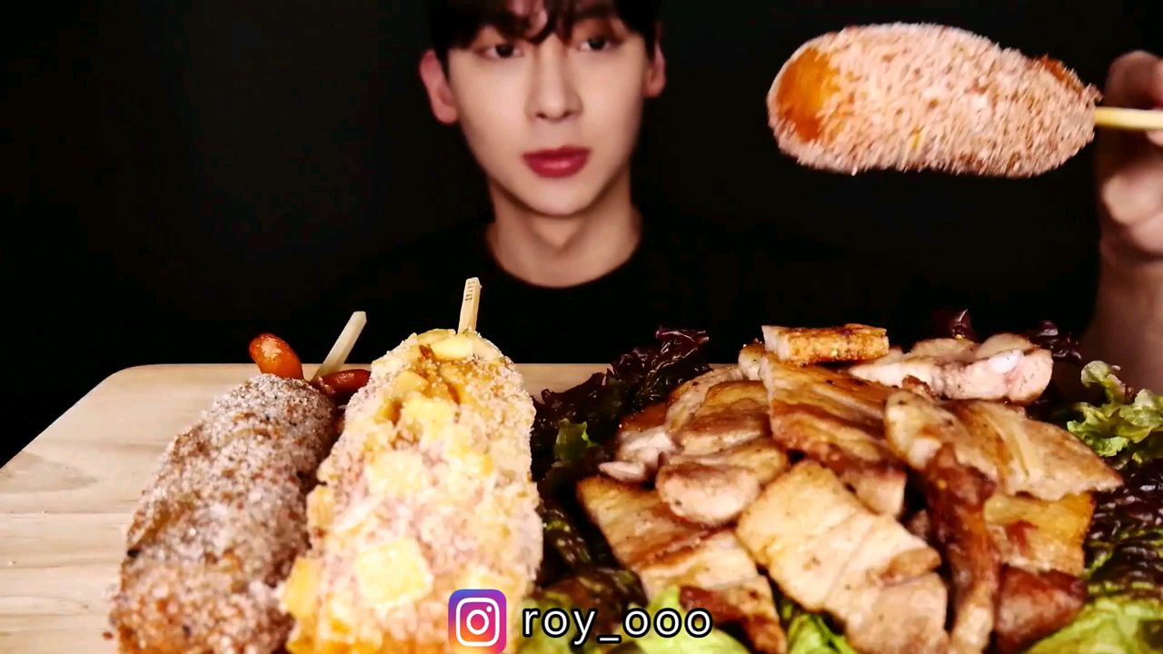 【Roy】明朗的热狗和五花肉最棒的组合